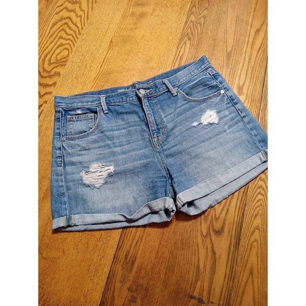 MOSSIMO Jeans Shorts Womens 10 X 30 BLUE BOYFRIEND MIDI Preowned Distressed Rip